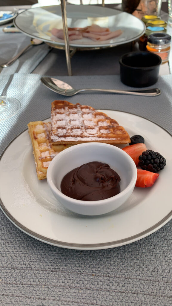 003208DC-1700-40F7-B9F0-B2225FB5D6F9